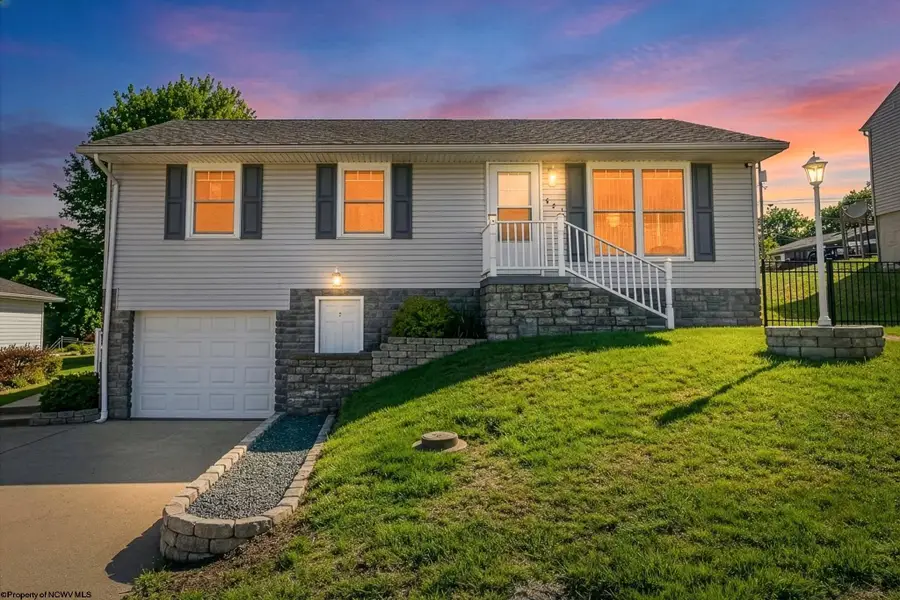 527 Hayhurst Street, Rivesville, WV 26588 - #2