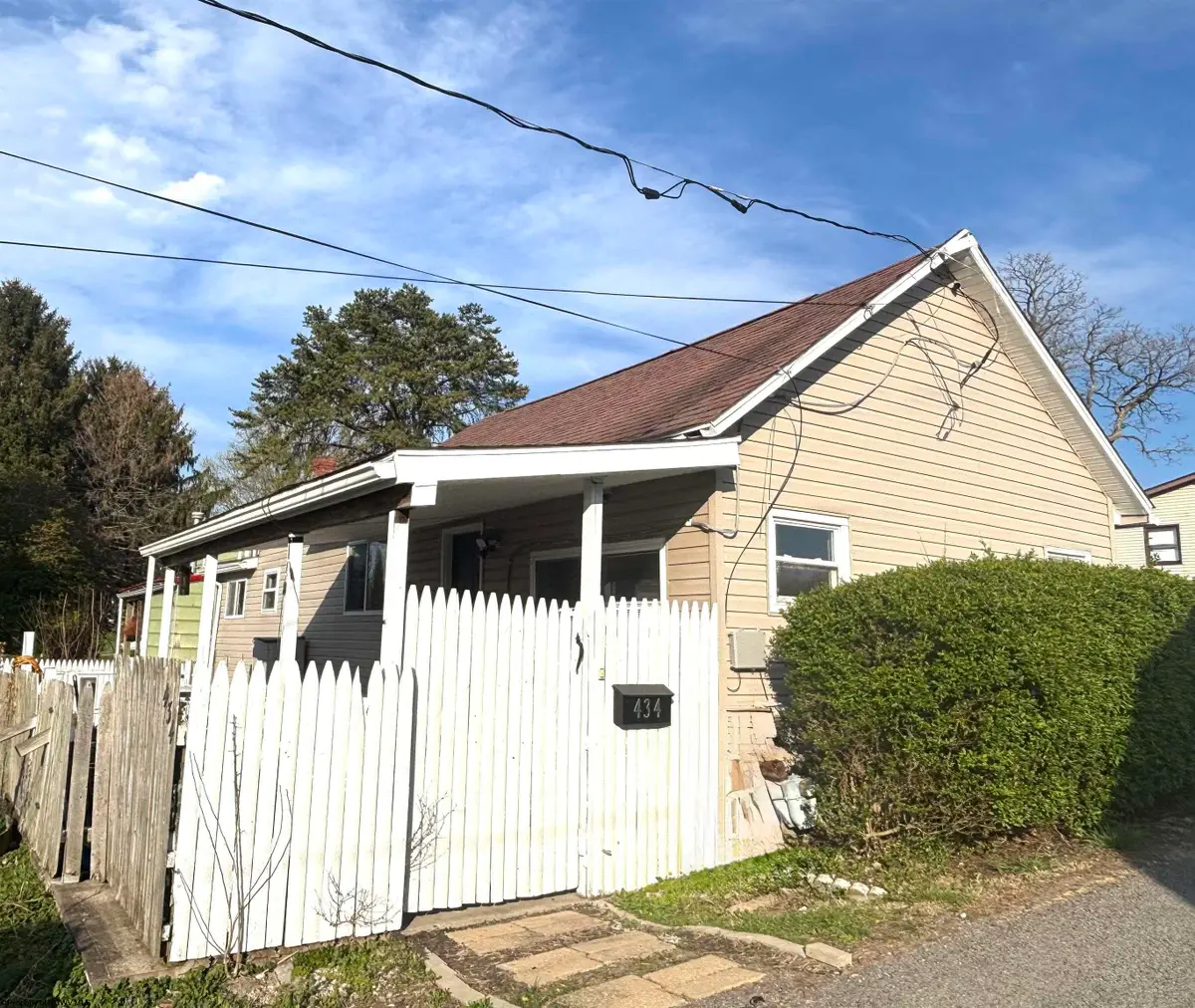 434 Center Street, Morgantown, WV 26505 - #1