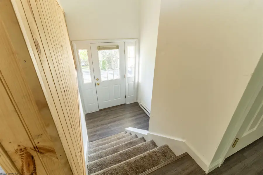 814 Clinton Avenue, Morgantown, WV 26505 - #2