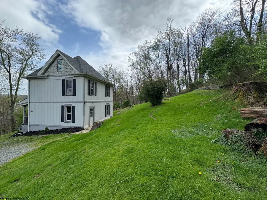 224 Bretz Street, Morgantown, WV 26505 - #3