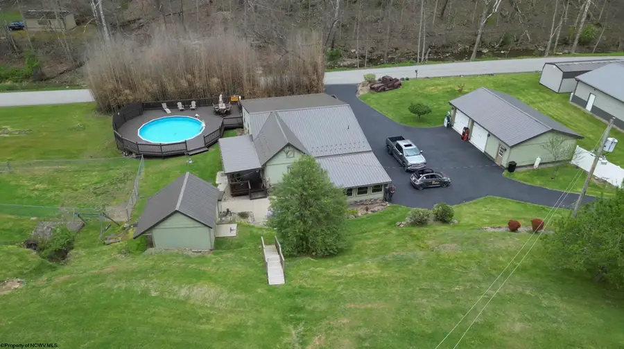 231 Catawba Road, Fairmont, WV 26554 - #2