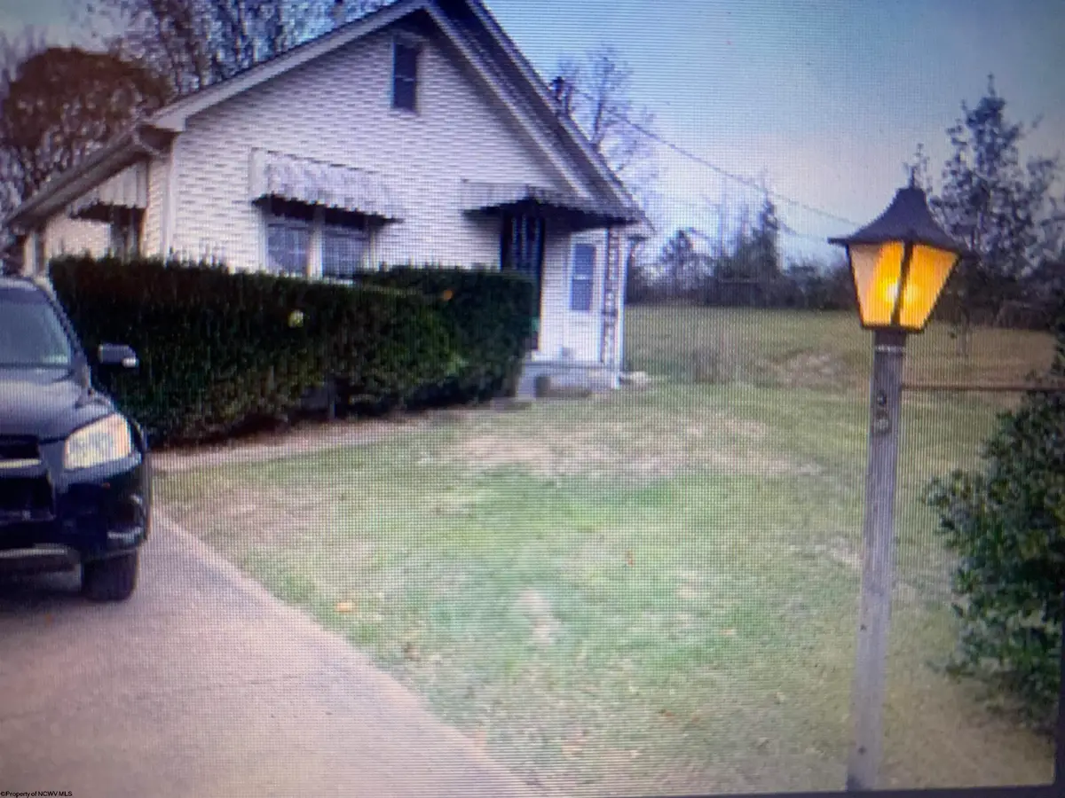 4564 S calhoun Highway, Grantsville, WV 26147 - #1