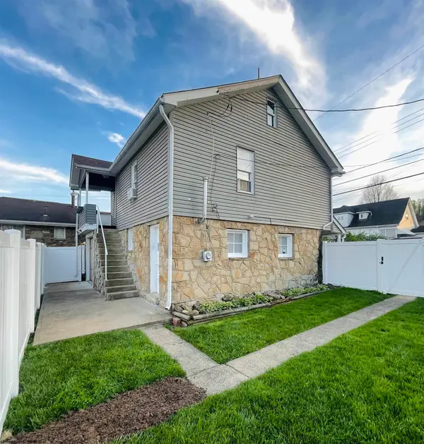 603 1/2 Pike Street, Barrackville, WV 26559