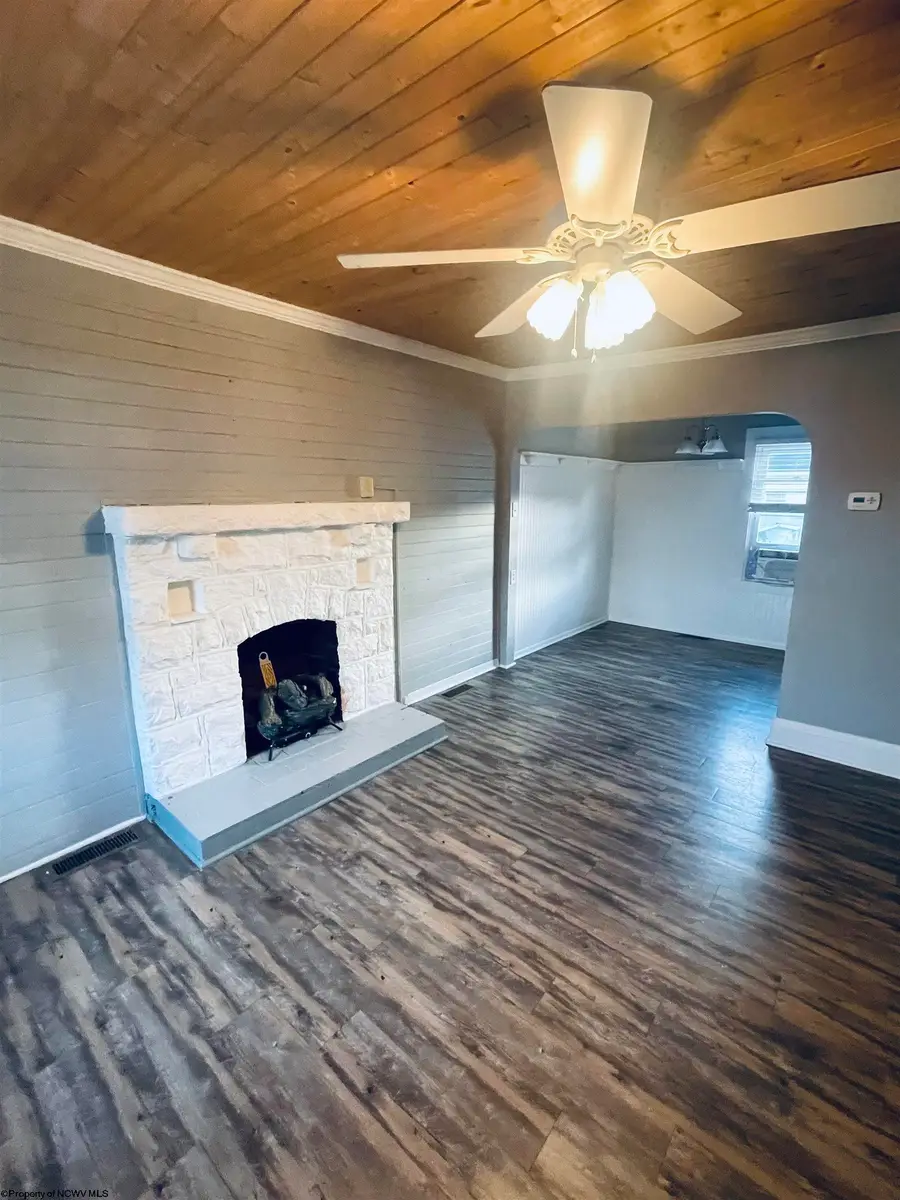 603 1/2 Pike Street, Barrackville, WV 26559 - #2