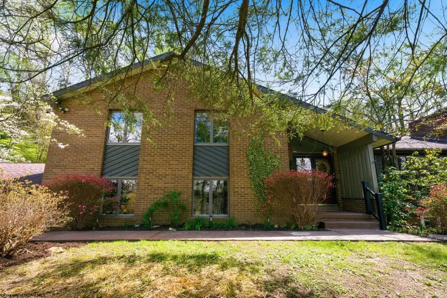 606 Poplar Woods Drive, Morgantown, WV 26505 - #2