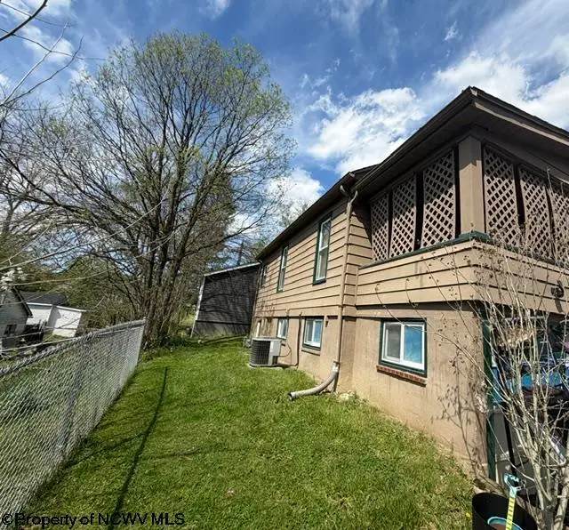 1307 Robin Lane, Fairmont, WV 26554 - #2