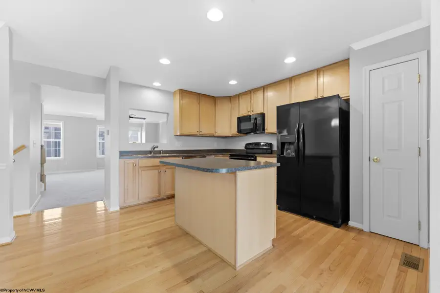 37 Robin Lane, Morgantown, WV 26508 - #2