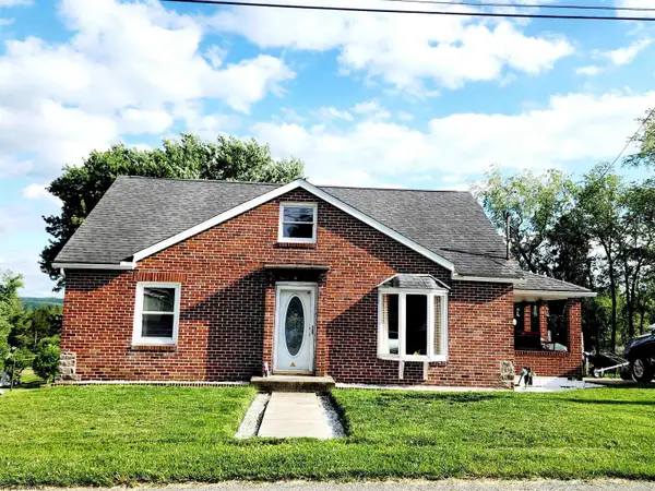 82 Pleasant Street, Masontown, WV 26542