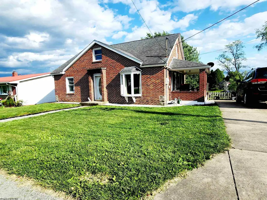 82 Pleasant Street, Masontown, WV 26542 - #2
