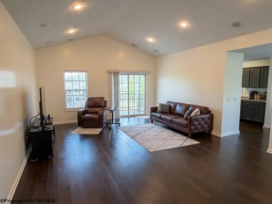 54 Barrington Court, Bridgeport, WV 26330-9999 - #2