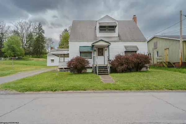 1058 Indiana Avenue, Fairmont, WV 26554