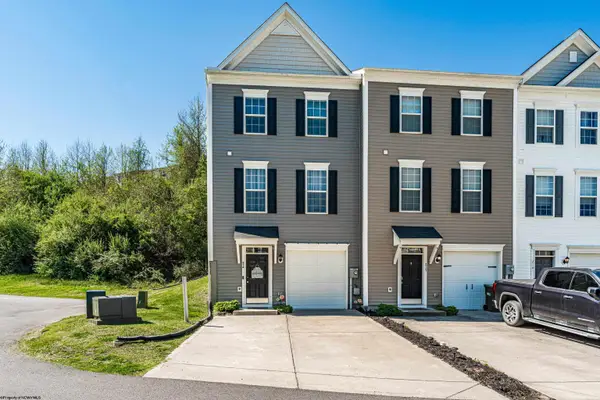 218 Queensbury Court, White Hall, WV 26544