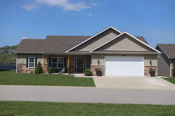 309 Sunbury Lane, Bridgeport, WV 26330