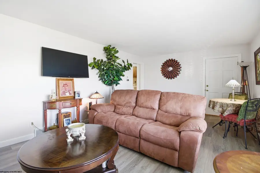 518 Shearwood Forest Drive, Bridgeport, WV 26330 - #2