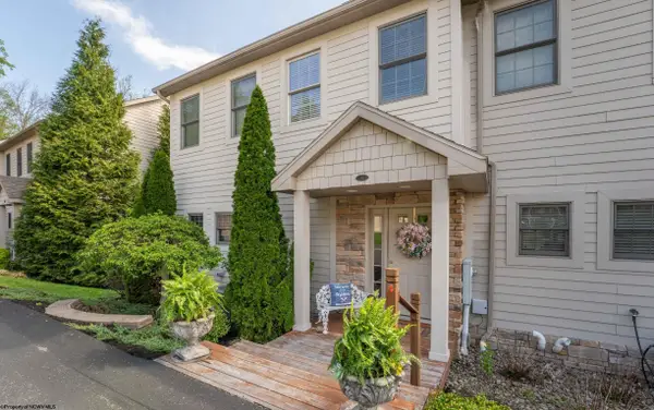 33 Waterside Drive, Morgantown, WV 26508