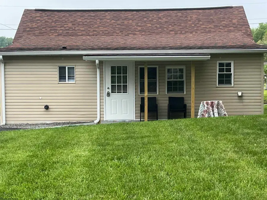 62 Oak Street, Weston, WV 26452 - #3