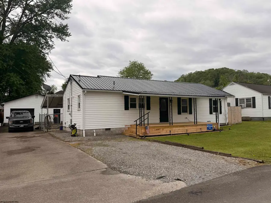 125 Catherine Street, Weston, WV 26452 - #3