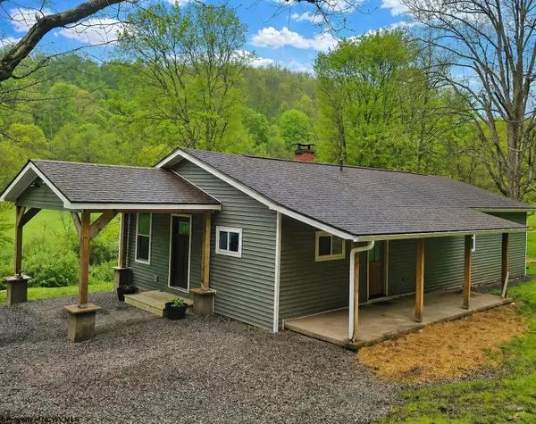 402 Battle Run Road, Wallace, WV 26448