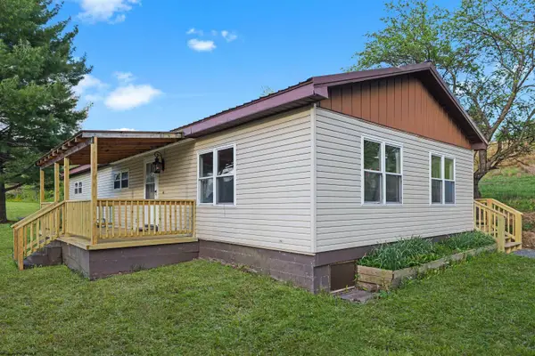 310 Sanders Street, Terra Alta, WV 26764