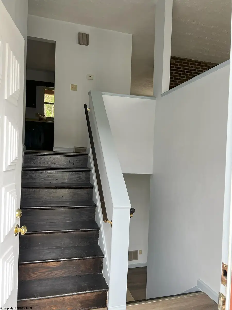 1046 White Avenue, Morgantown, WV 26505 - #2