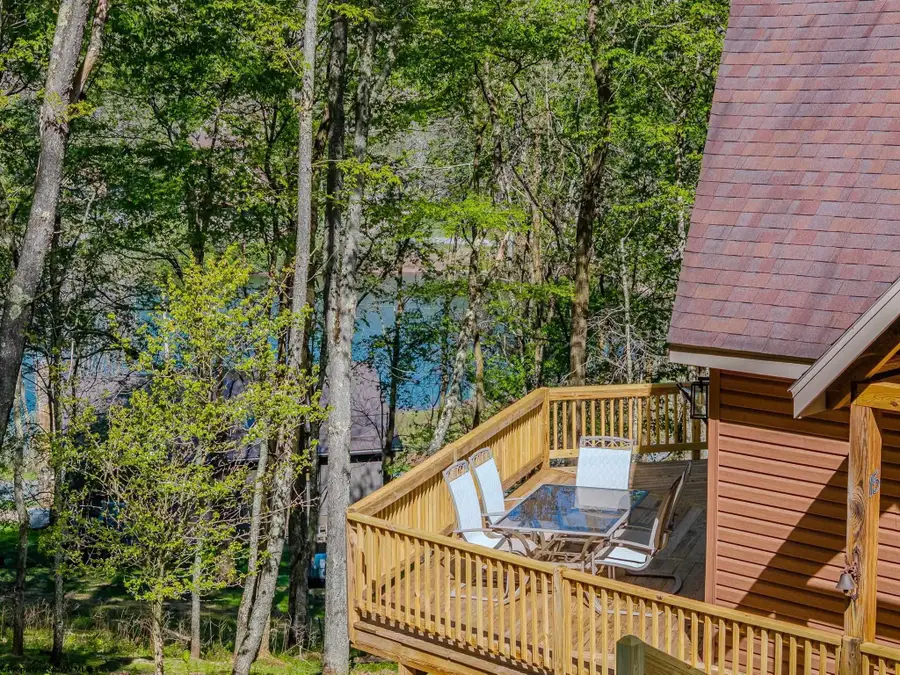 15 S Fern Court, Terra Alta, WV 26764 - #2