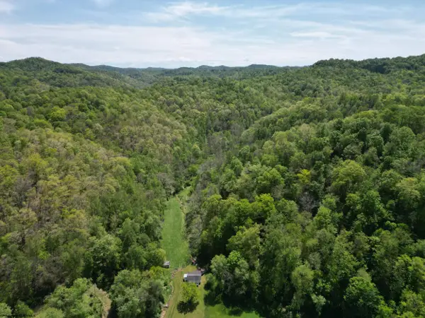 10701 Chapel Road, Gassaway, WV 26624
