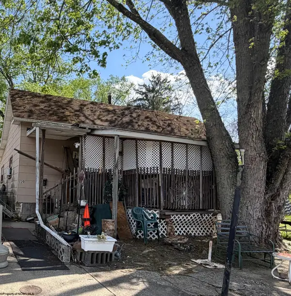 120 Robinson Street, Fairmont, WV 26554