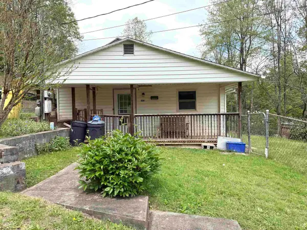 128 1/2 Valley Street, Salem, WV 26426