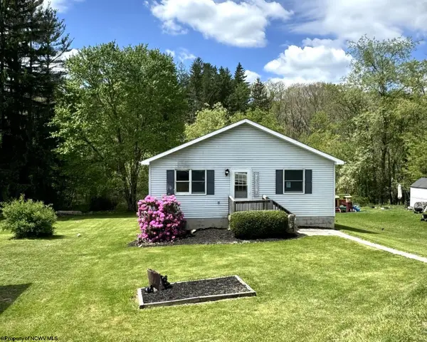 487 Oak Street, Kingwood, WV 26537