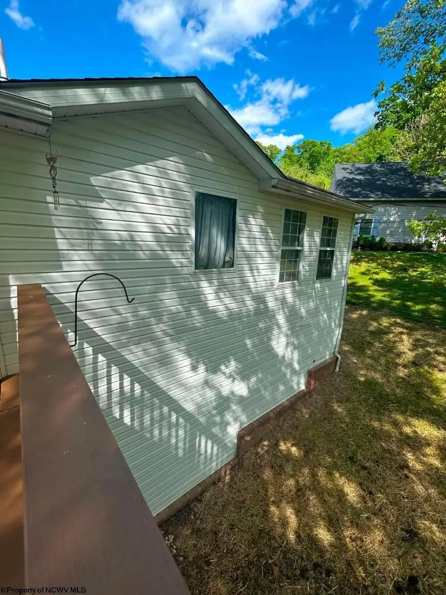 1002 Sherwood Circle, Bridgeport, WV 26330 - #3