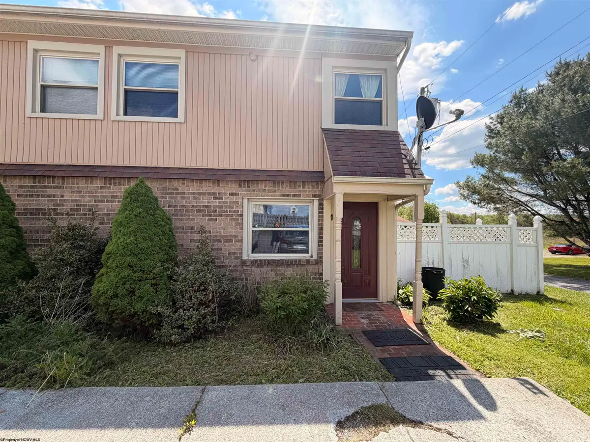 93 Fleetwood Drive, Reedsville, WV 26547 - #1