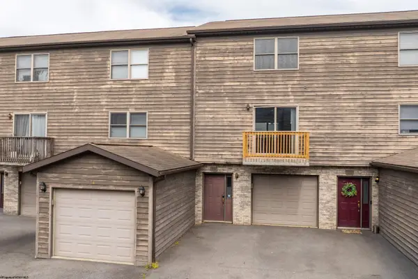 12 Silver Creek Drive, Morgantown, WV 26505