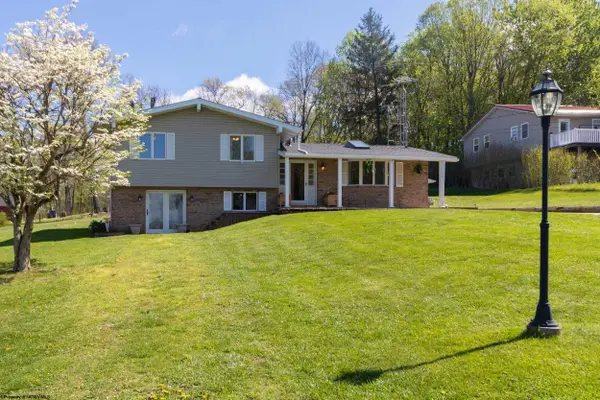 50 Hickory Hills Drive, Morgantown, WV 26508