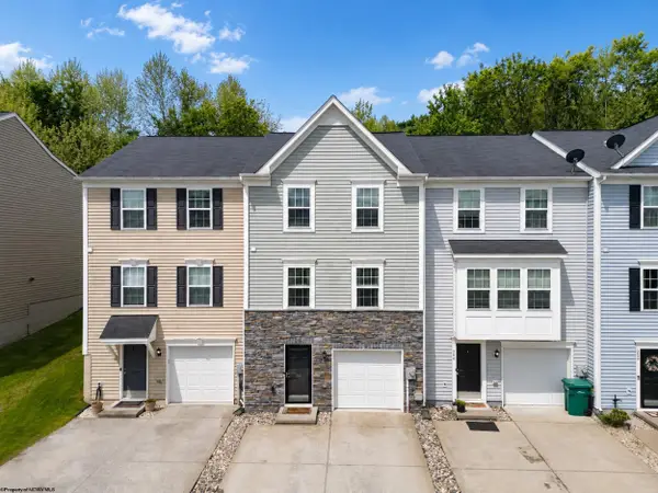 205 Queensbury Court, Fairmont, WV 26554