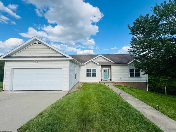 90 Silver Maple Court, Fairmont, WV 26554