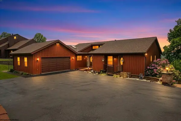 1122 Queens Court, Morgantown, WV 26508