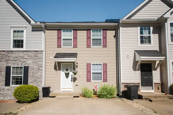 206 Summerfield Drive, Morgantown, WV 26508