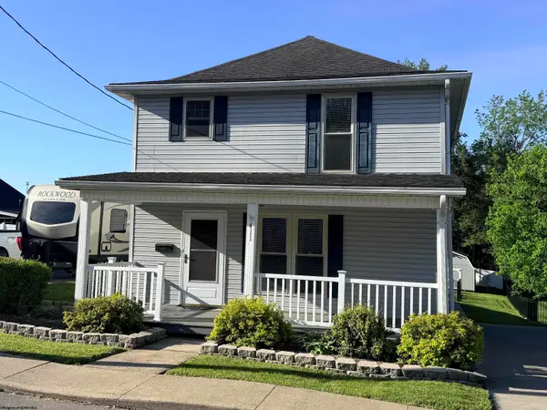 411 Oakdale Avenue, Bridgeport, WV 26301