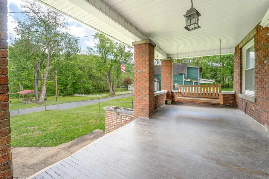 846 Maple Avenue, Grafton, WV 26354 - #3