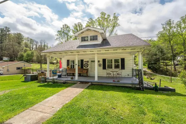 688 E Grafton Road, Fairmont, WV 26554