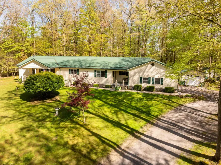 100 W Youghiogheny Drive, Aurora, WV 26705 - #2