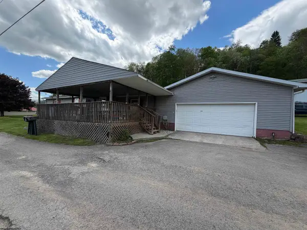 163 MOUNTAIN SPLENDOR Lane, Elkins, WV 26241