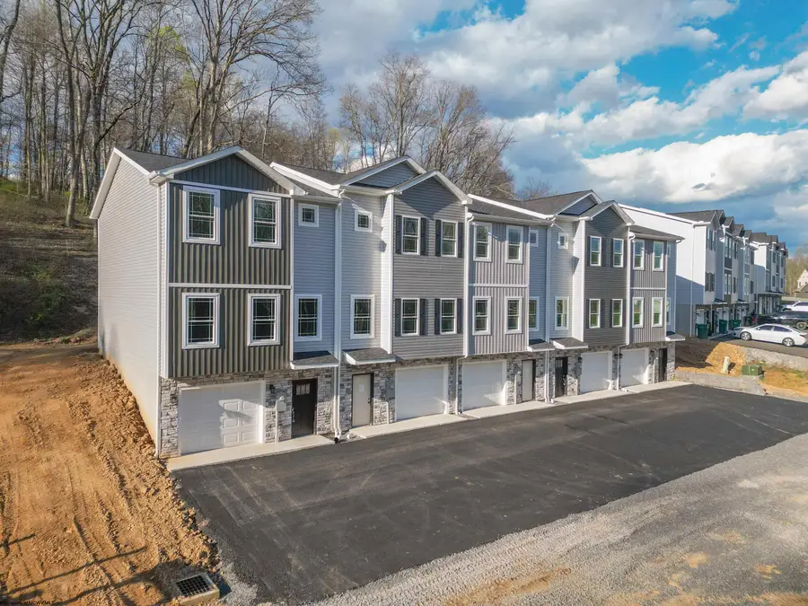 107 Frisco Lane, Bridgeport, WV 26330 - #2