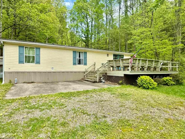 145 Scott Drive, Grafton, WV 26354
