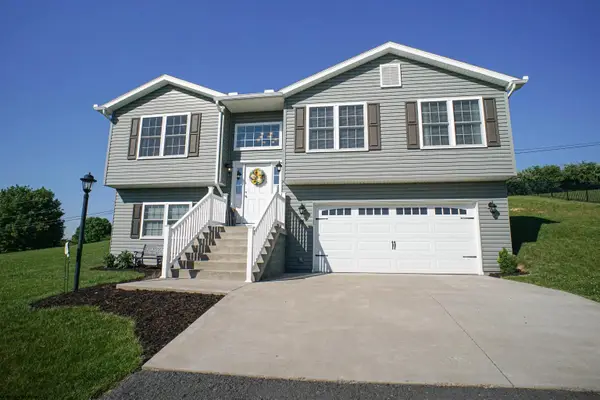 15 Charolais Circle, Fairmont, WV 26554
