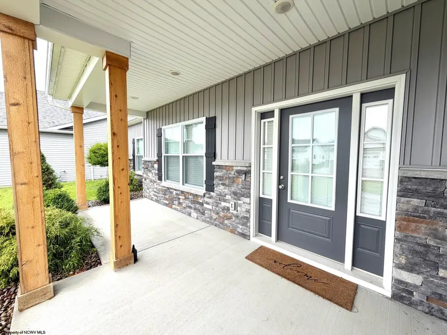 216 Crimson Lane, Bridgeport, WV 26330 - #3