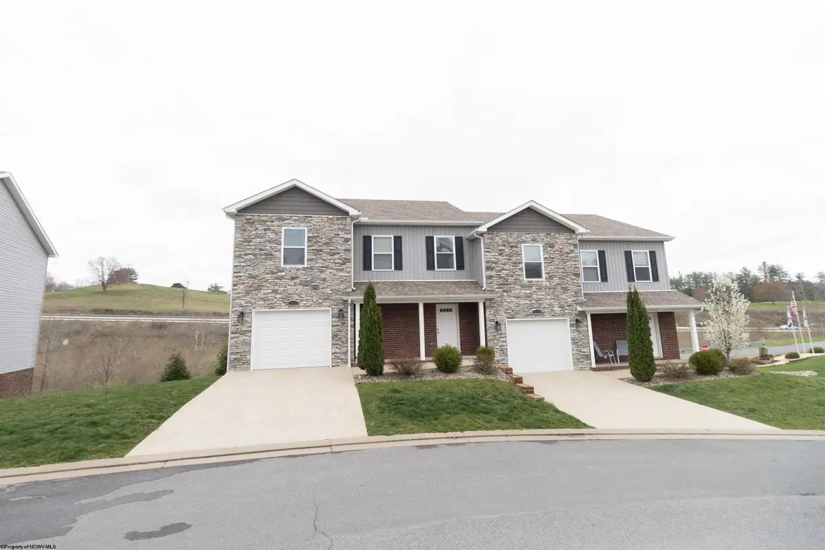 204 N Mimosa Lane, Bridgeport, WV 26330 - #1