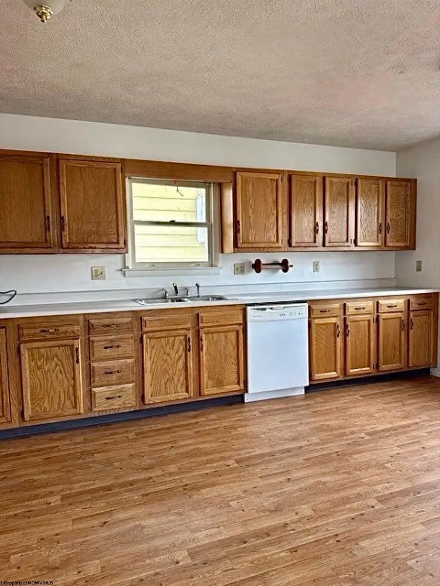 2117 Gould Avenue, Clarksburg, WV 26301 - #2