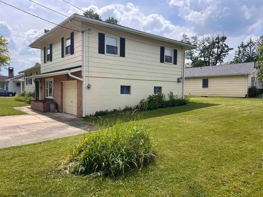 201 Alexander Avenue, Elkins, WV 26241 - #2