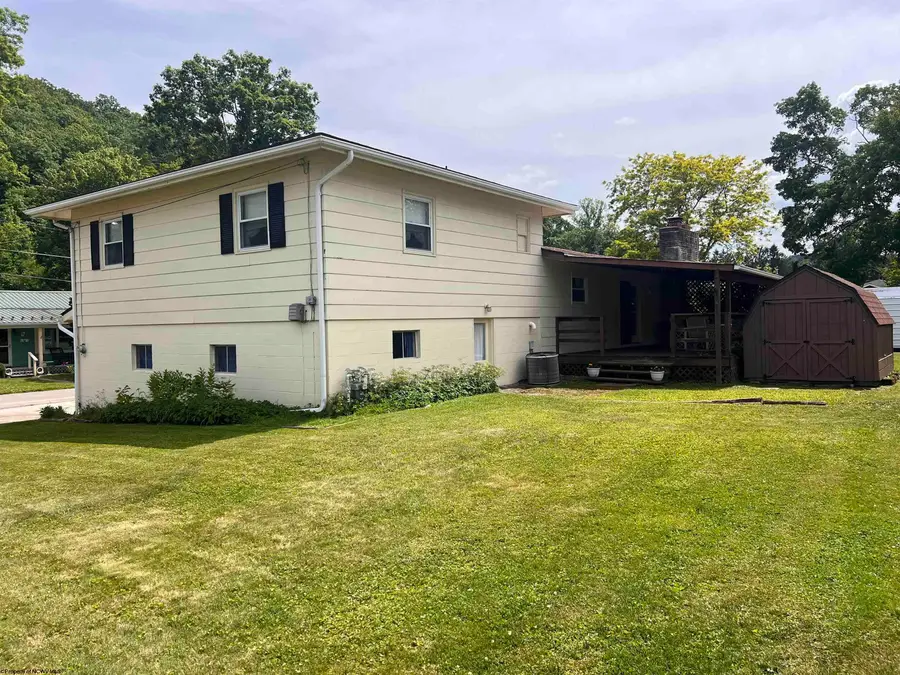 201 Alexander Avenue, Elkins, WV 26241 - #3